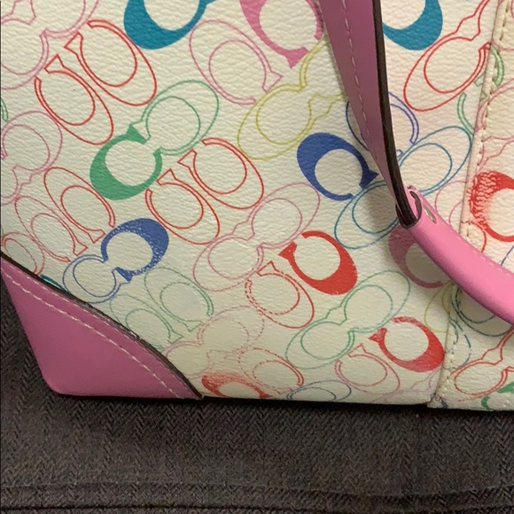 Coach Sold! - Picture 2 of 4